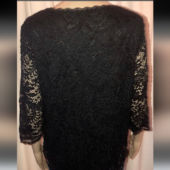 💜5/$25💜 Roz & Ali Lacey double layer size med. - Picture 2 of 6